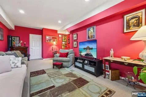 22 Cedarwood Terrace Woodland Park NJ 07424