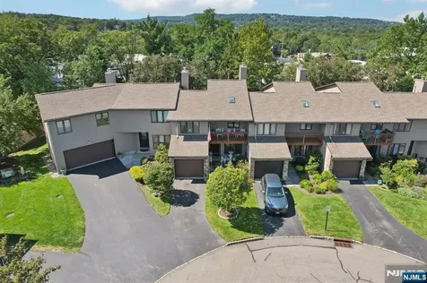 22 Cedarwood Terrace Woodland Park NJ 07424