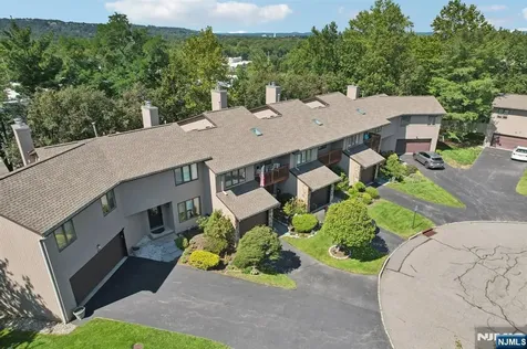 22 Cedarwood Terrace Woodland Park NJ 07424