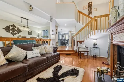 22 Cedarwood Terrace Woodland Park NJ 07424