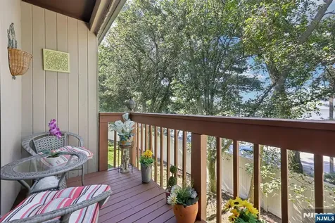 22 Cedarwood Terrace Woodland Park NJ 07424