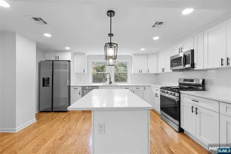 206 Linden Avenue Verona NJ 07044