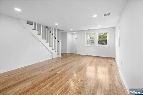 206 Linden Avenue Verona NJ 07044