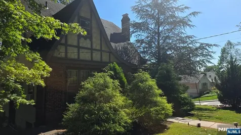 24 Mountain Avenue West Orange NJ 07052