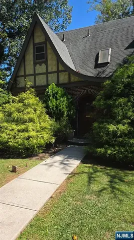 24 Mountain Avenue West Orange NJ 07052