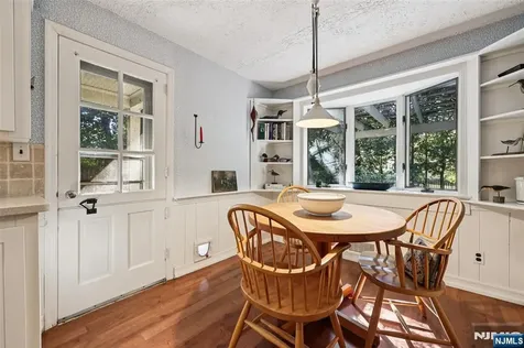 172 Ackerman Avenue Ho-ho-kus NJ 07423