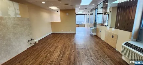 1350 15th Street Fort Lee NJ 07024