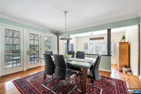 10 Beechwood Road Ho-ho-kus NJ 07423