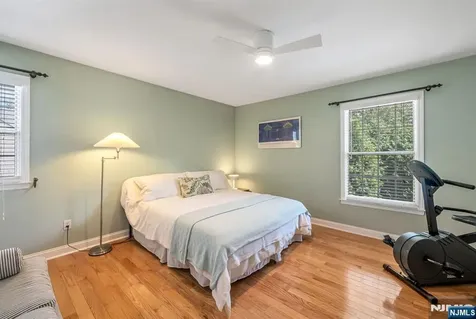 10 Beechwood Road Ho-ho-kus NJ 07423