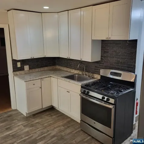 69 Riverside Oakland NJ 07436