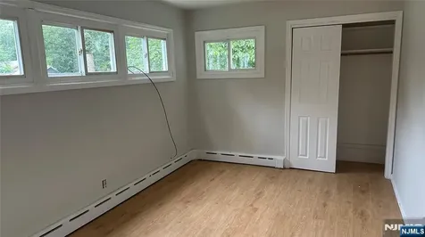 69 Riverside Oakland NJ 07436