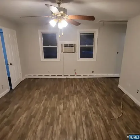 69 Riverside Oakland NJ 07436