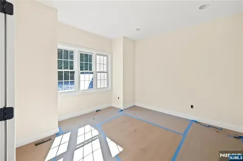 704 Orangeburgh River Vale NJ 07675