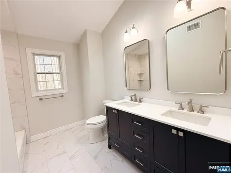 704 Orangeburgh River Vale NJ 07675