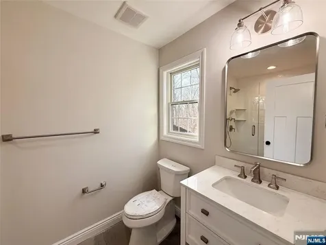 704 Orangeburgh River Vale NJ 07675