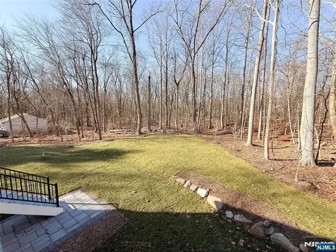 704 Orangeburgh River Vale NJ 07675