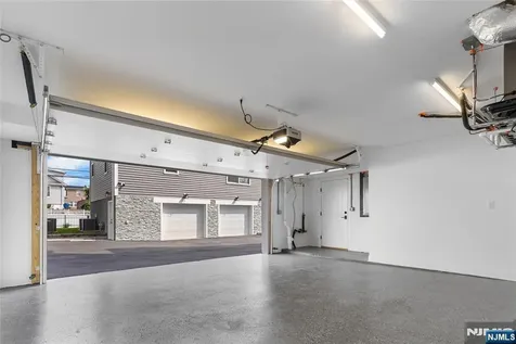 182B E 25th Street Paterson NJ 07514