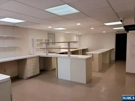 210 Rock Road Glen Rock NJ 07452