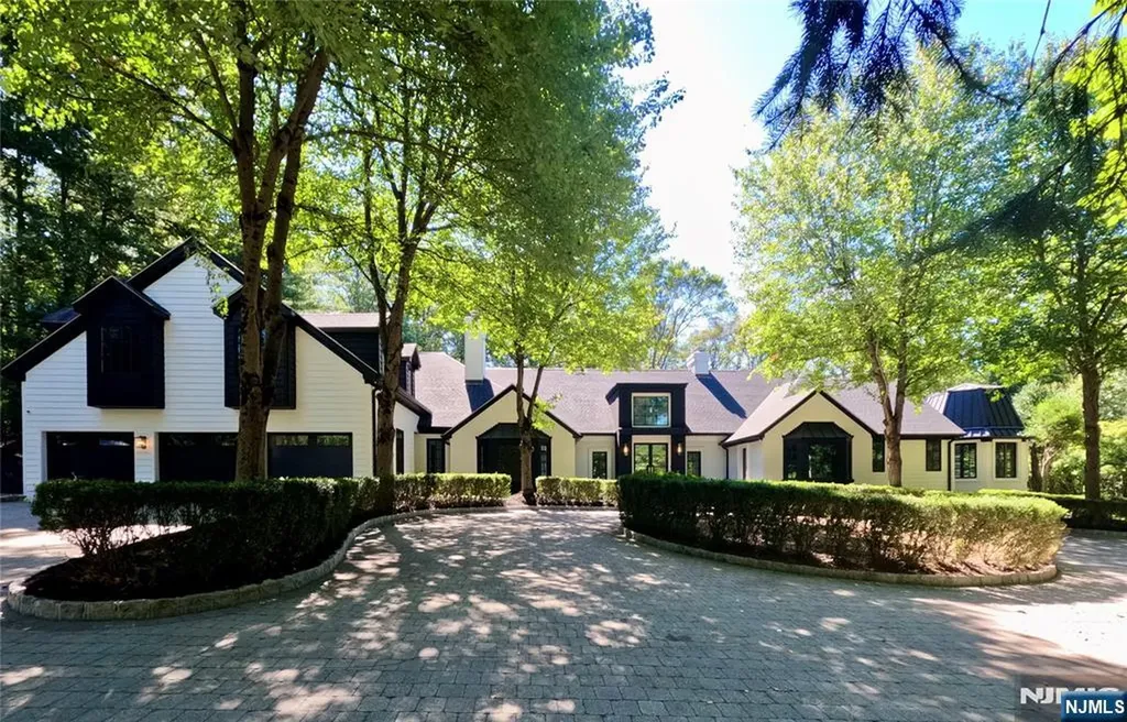 4 Duck Pond Road Alpine NJ 07620