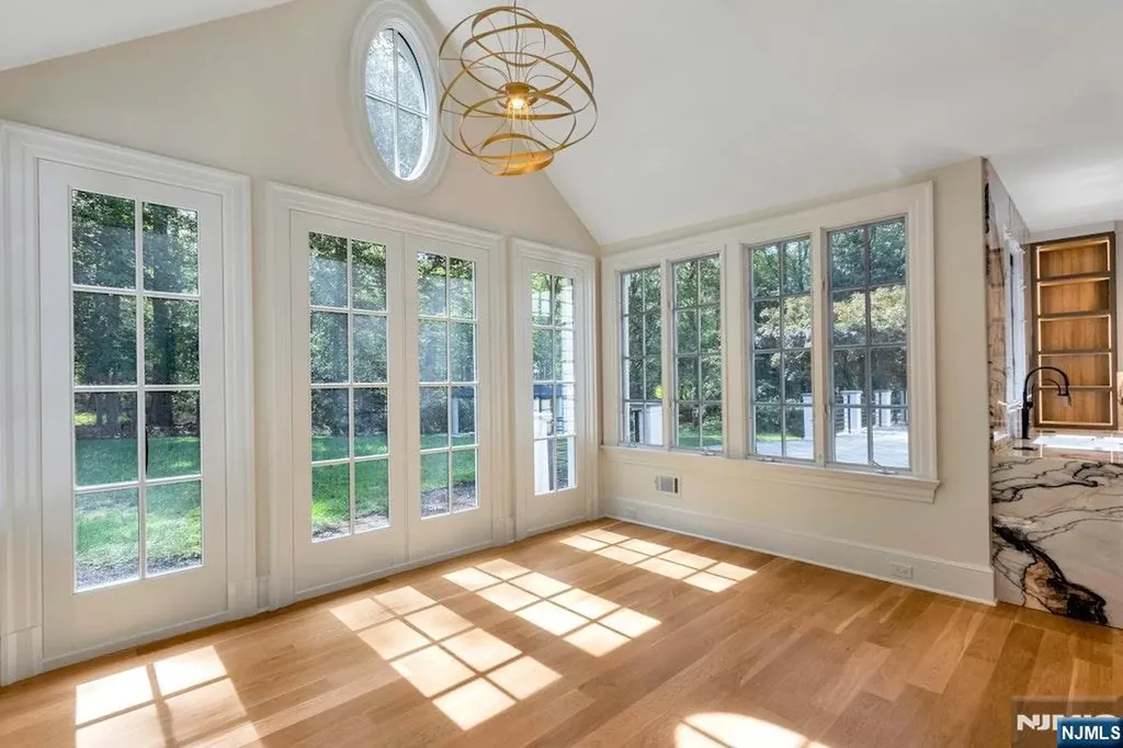 4 Duck Pond Road Alpine NJ 07620