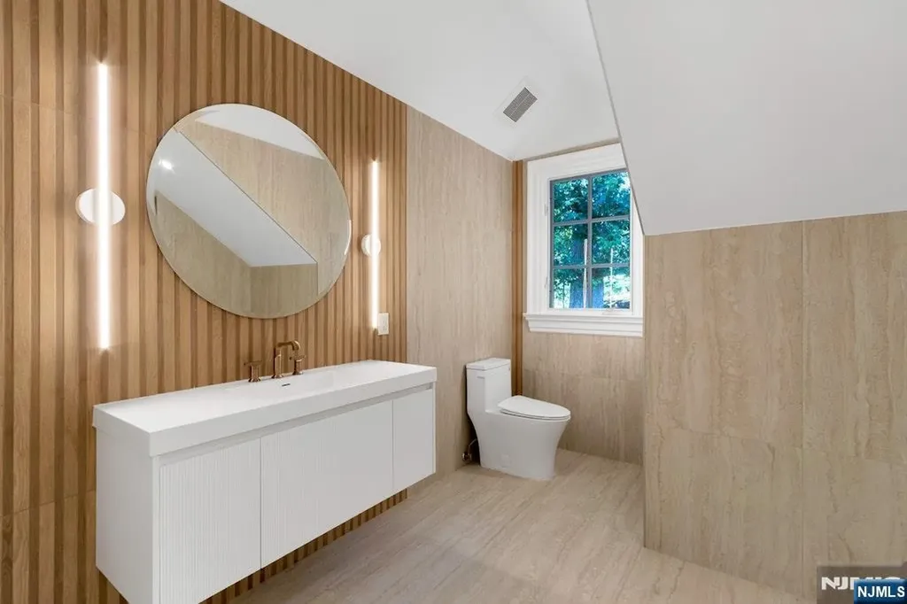 4 Duck Pond Road Alpine NJ 07620