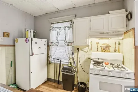 107 Saint Davids Place Atlantic City NJ 08401