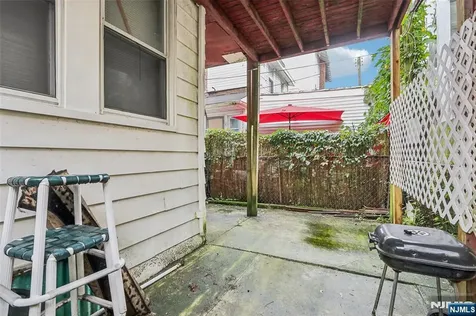 107 Saint Davids Place Atlantic City NJ 08401