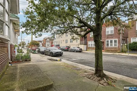 107 Saint Davids Place Atlantic City NJ 08401