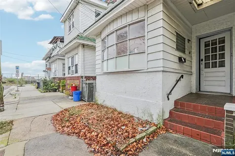 107 Saint Davids Place Atlantic City NJ 08401