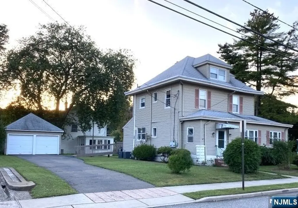 118 May Street Hawthorne NJ 07506