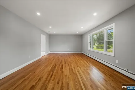 14 Kim Lane Washington Township NJ 07840