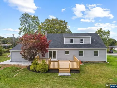 14 Kim Lane Washington Township NJ 07840