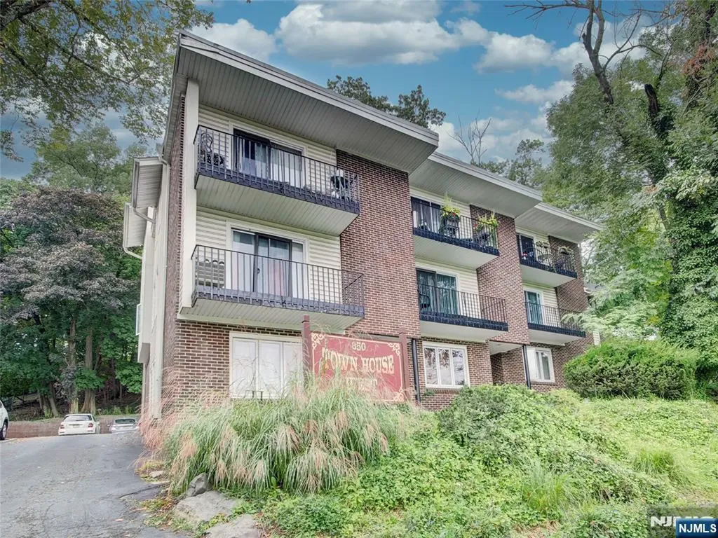 850 Bloomfield Avenue Montclair NJ 07042