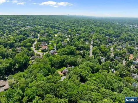 3 Lambs Lane Cresskill NJ 07626