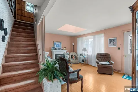 64 Ploch Road Clifton NJ 07013