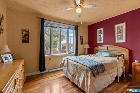 64 Ploch Road Clifton NJ 07013