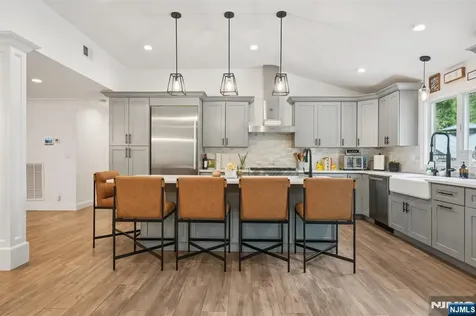 113 Country Lane Clifton NJ 07013