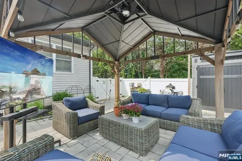 113 Country Lane Clifton NJ 07013