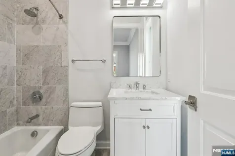 30 Cortland Place Cliffside Park NJ 07010