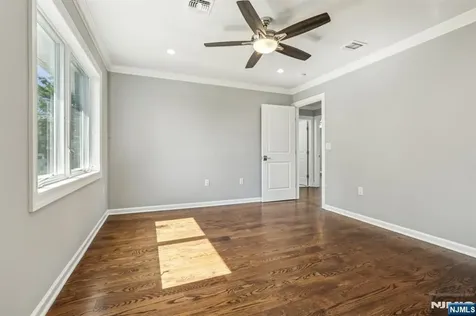 30 Cortland Place Cliffside Park NJ 07010