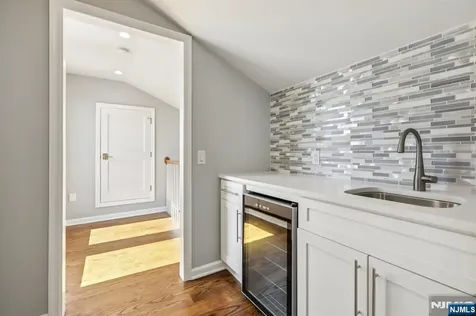 30 Cortland Place Cliffside Park NJ 07010