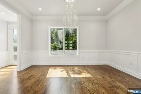 30 Cortland Place Cliffside Park NJ 07010