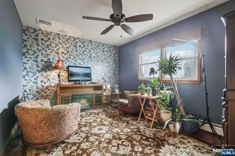 1025 Koelle Boulevard Secaucus NJ 07094