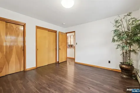 1025 Koelle Boulevard Secaucus NJ 07094