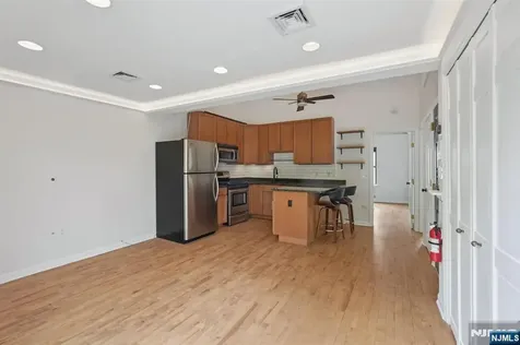 54 47th Street Weehawken NJ 07086