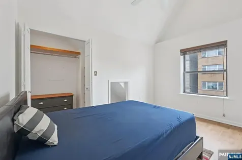 54 47th Street Weehawken NJ 07086
