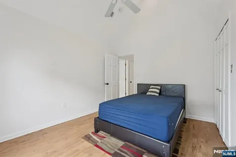 54 47th Street Weehawken NJ 07086