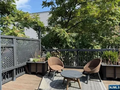 54 47th Street Weehawken NJ 07086