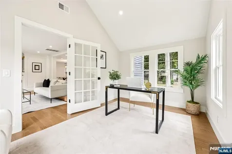 153 Glen Avenue Glen Rock NJ 07452