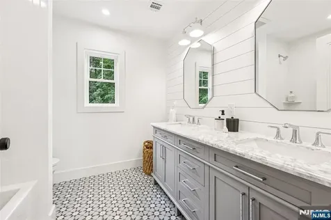 153 Glen Avenue Glen Rock NJ 07452